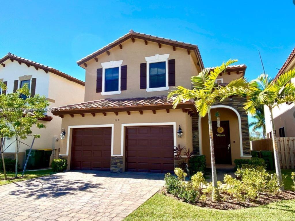 118 NE 23rd Ter #1