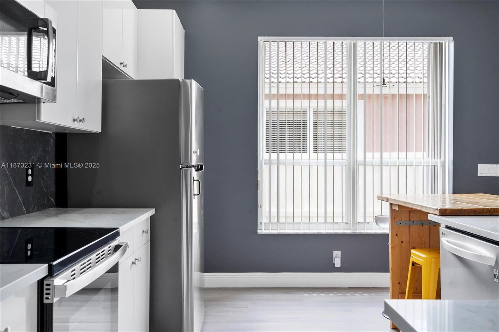 1572 NW 135th Ave Pembroke Pines, FL 33028