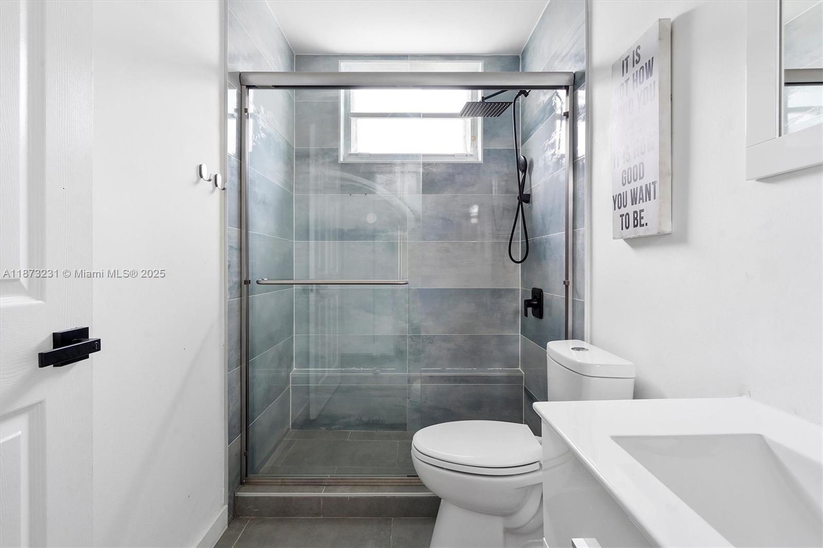 1572 NW 135th Ave Pembroke Pines, FL 33028