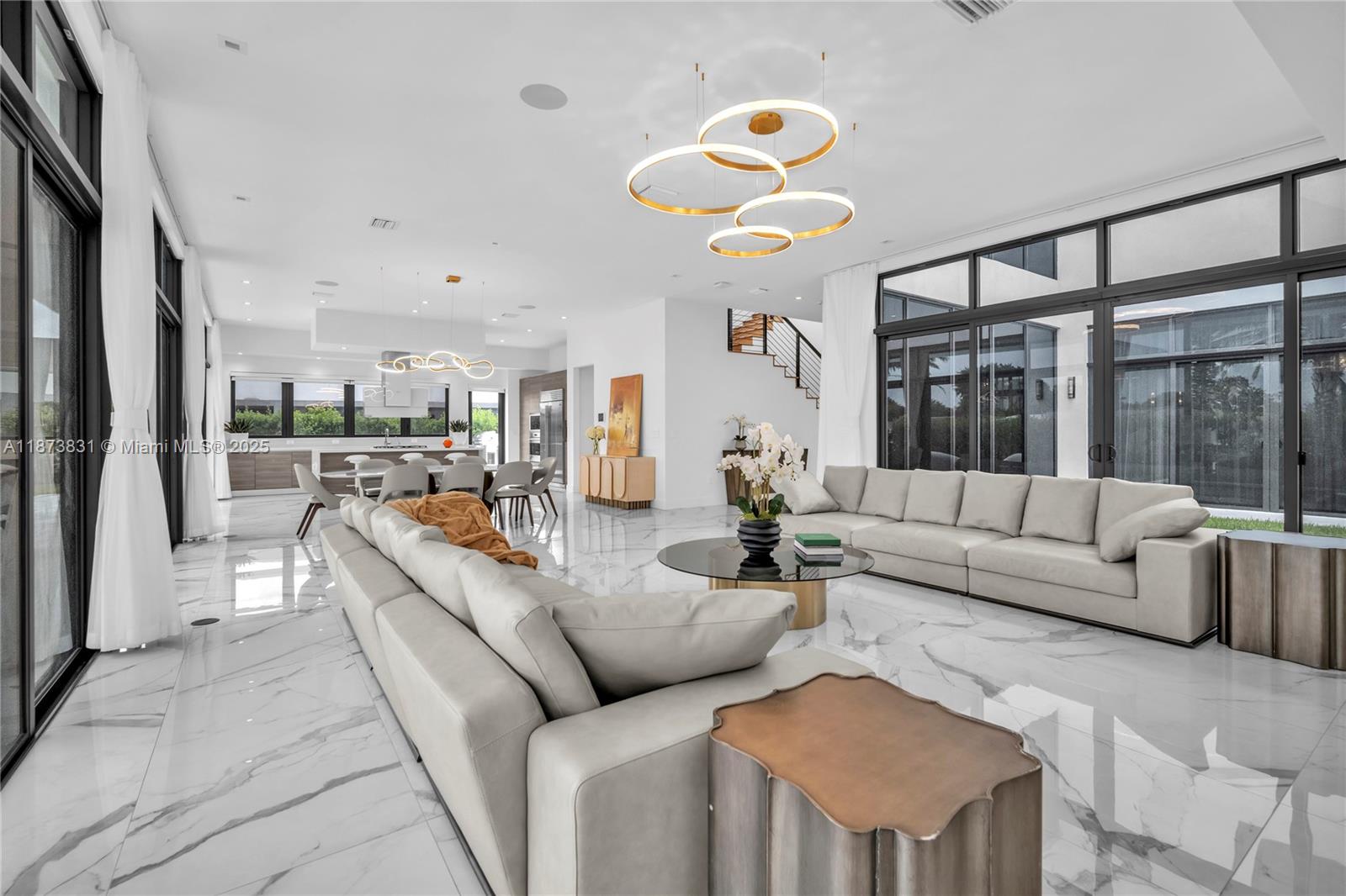 16572 S Botaniko Dr S Weston, FL 33326