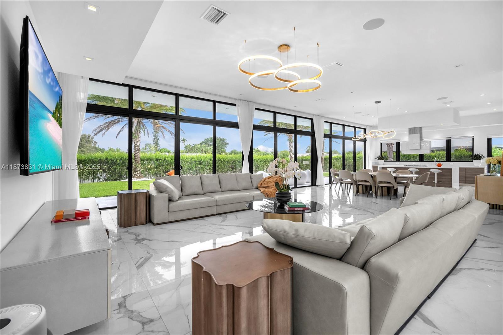 16572 S Botaniko Dr S Weston, FL 33326