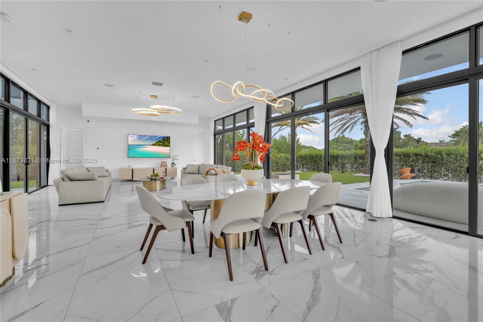 16572 S Botaniko Dr S Weston, FL 33326