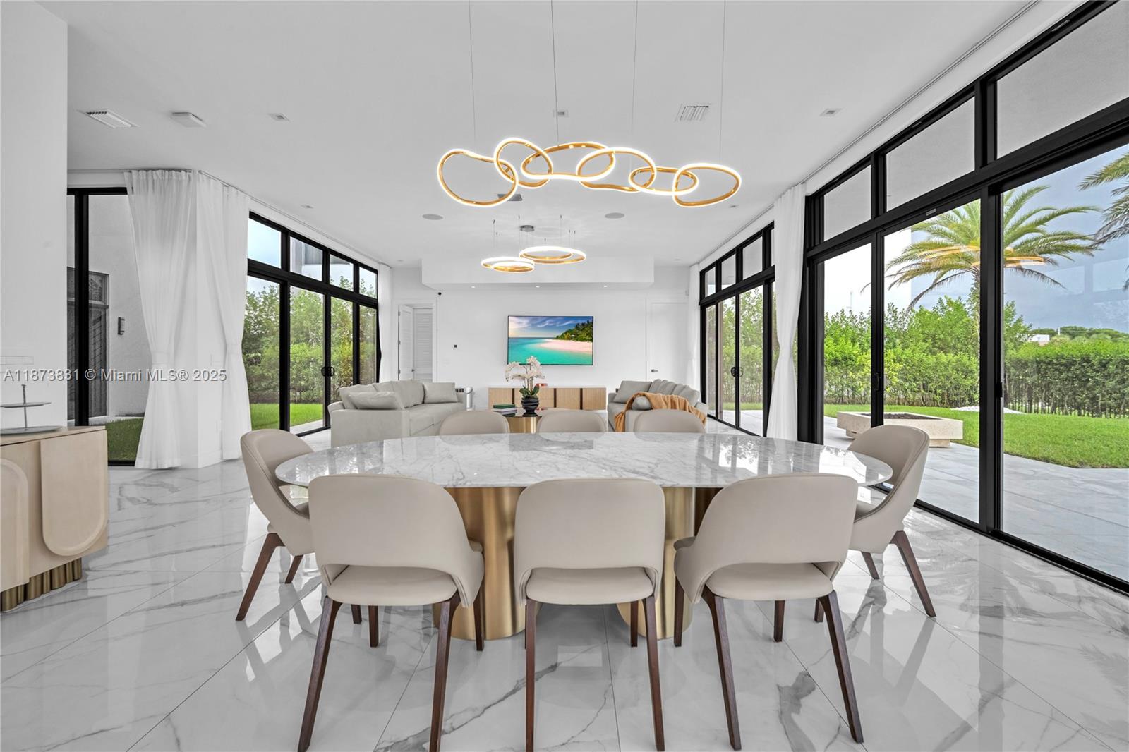 16572 S Botaniko Dr S Weston, FL 33326