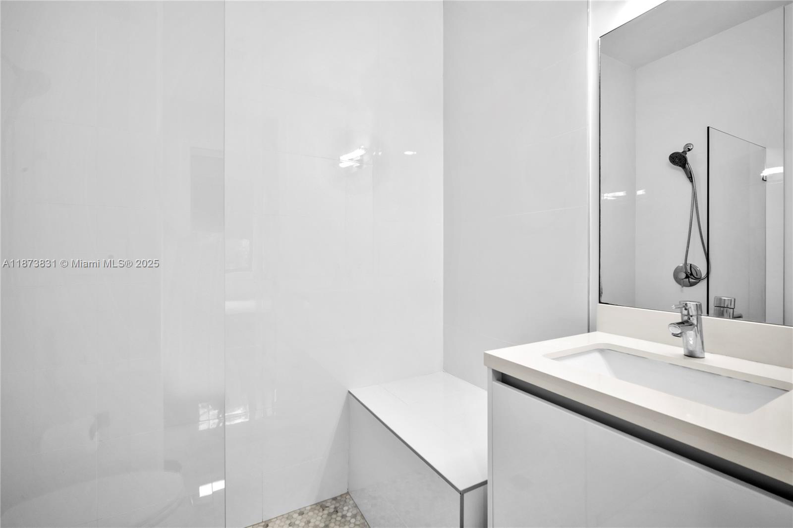 16572 S Botaniko Dr S Weston, FL 33326