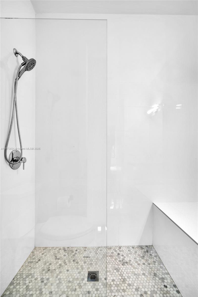 16572 S Botaniko Dr S Weston, FL 33326