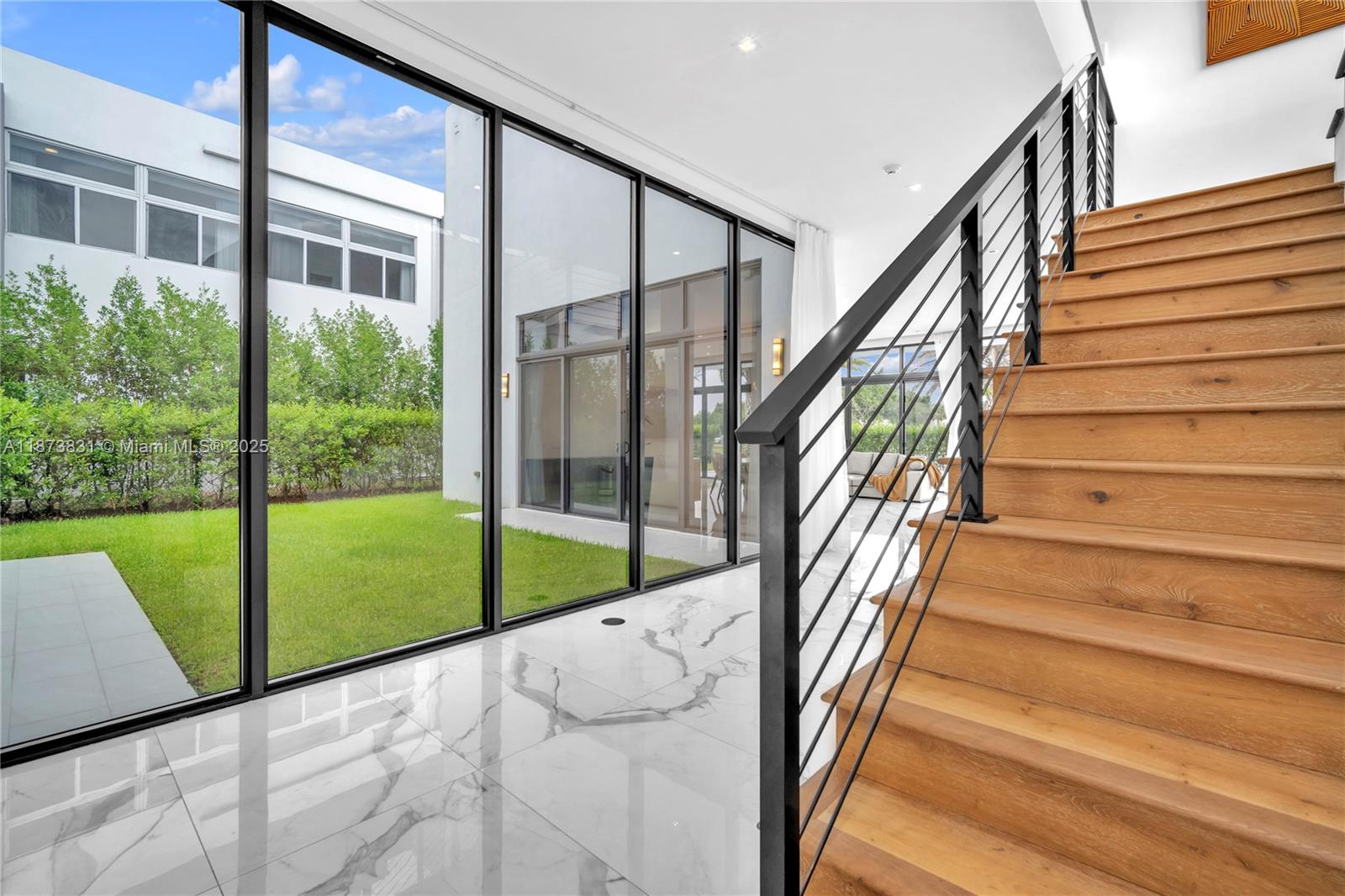 16572 S Botaniko Dr S Weston, FL 33326