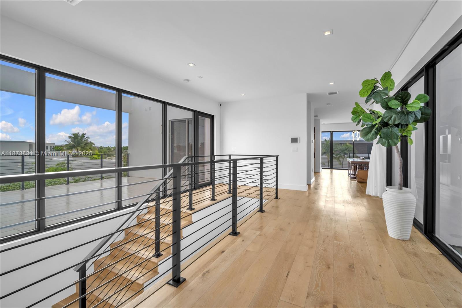 16572 S Botaniko Dr S Weston, FL 33326