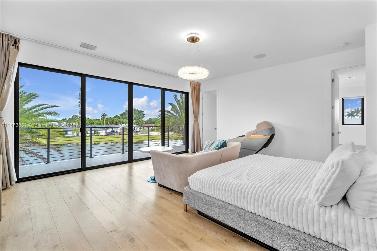 16572 S Botaniko Dr S Weston, FL 33326