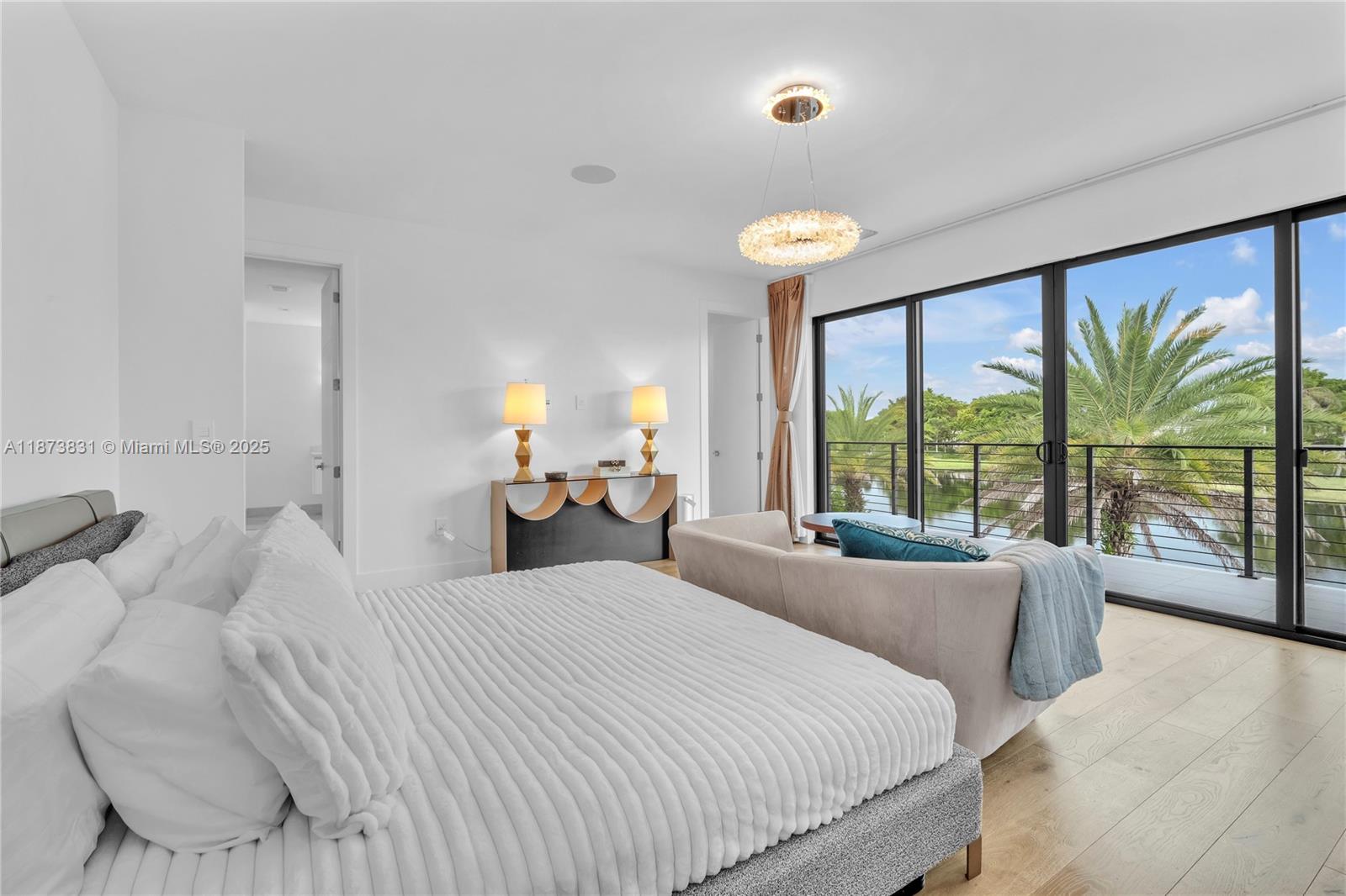 16572 S Botaniko Dr S Weston, FL 33326