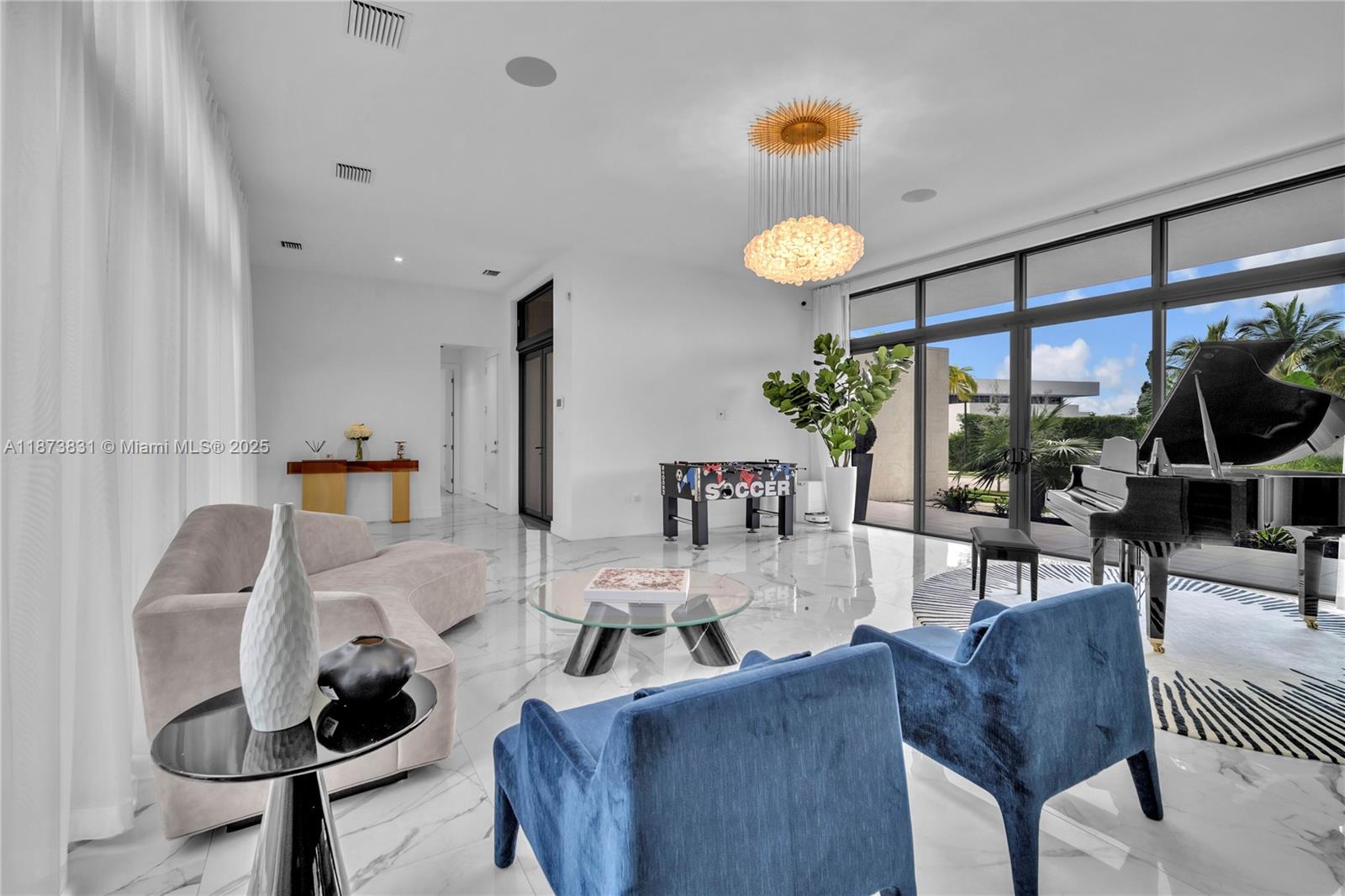 16572 S Botaniko Dr S Weston, FL 33326