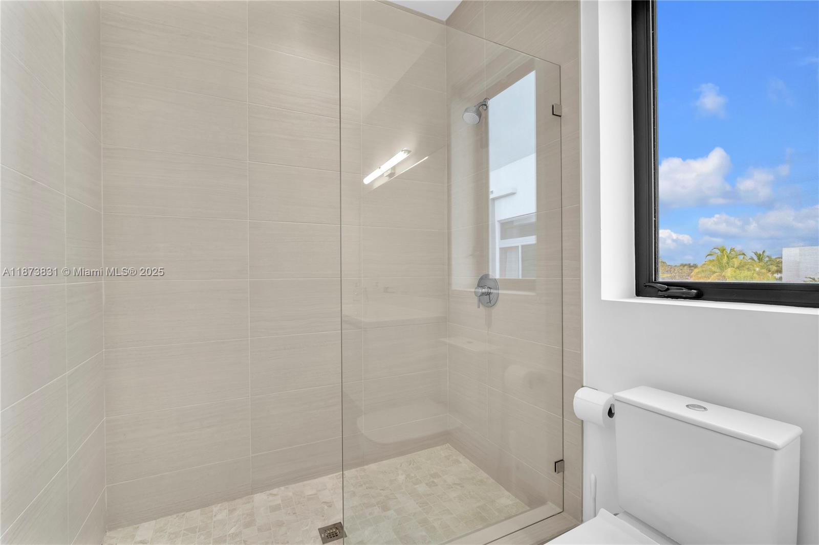 16572 S Botaniko Dr S Weston, FL 33326