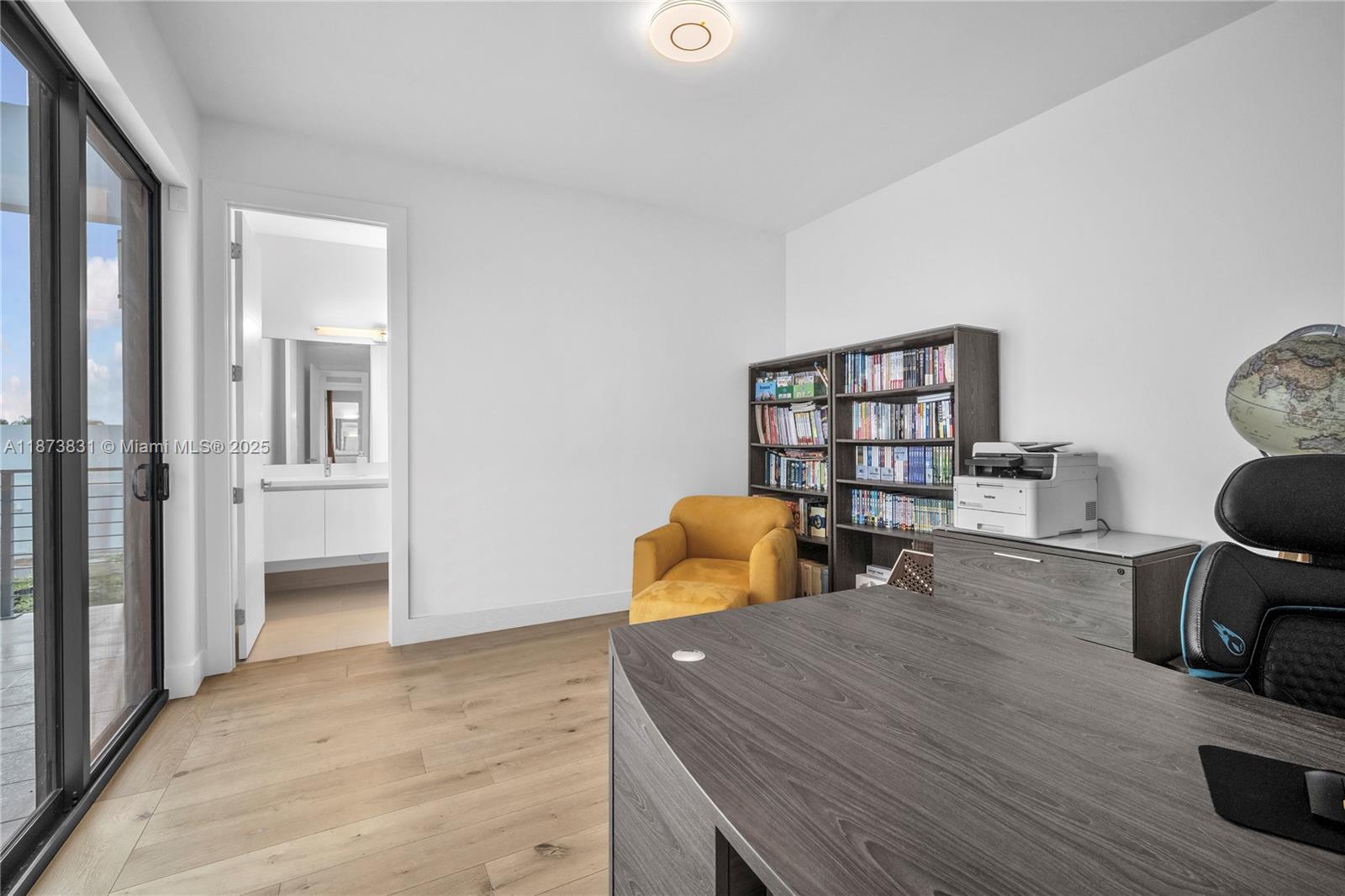 16572 S Botaniko Dr S Weston, FL 33326