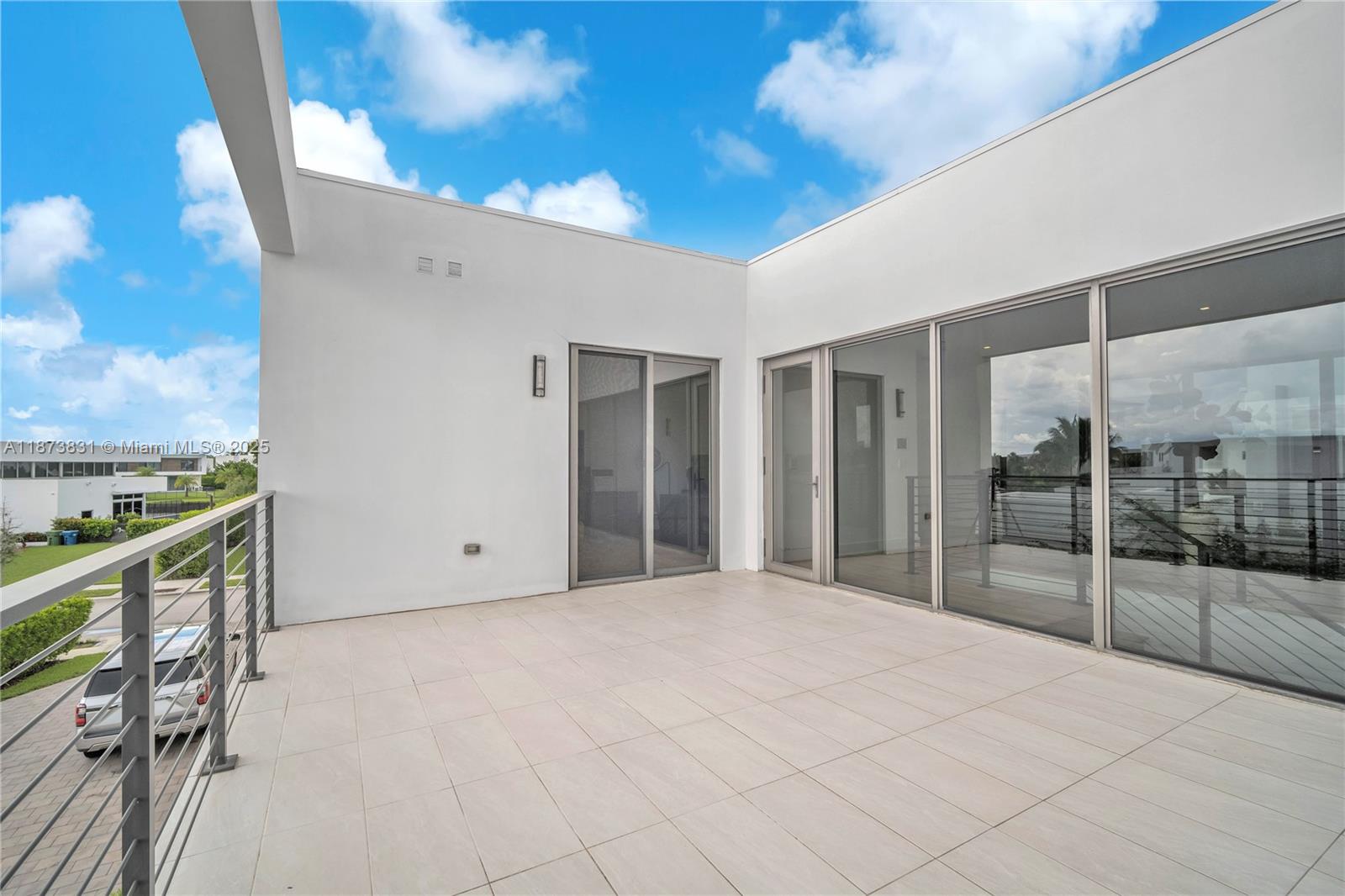 16572 S Botaniko Dr S Weston, FL 33326