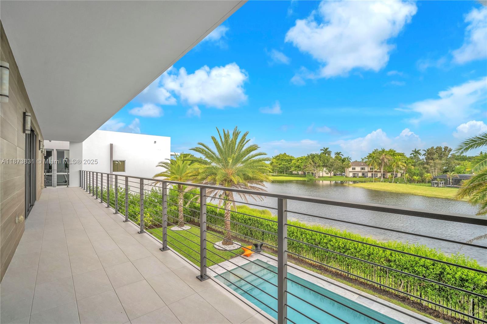 16572 S Botaniko Dr S Weston, FL 33326