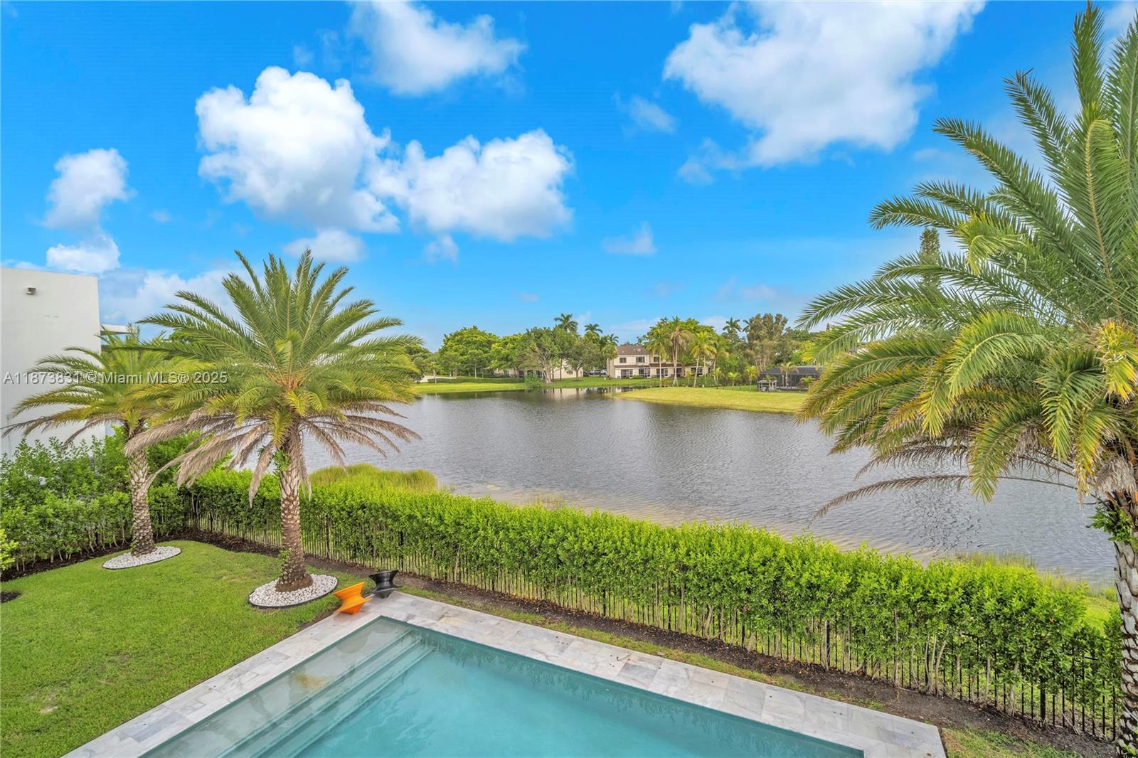 16572 S Botaniko Dr S Weston, FL 33326