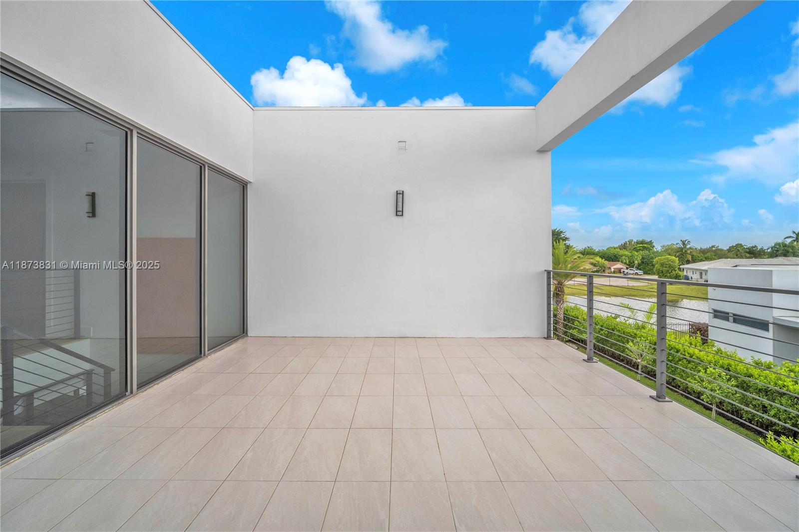 16572 S Botaniko Dr S Weston, FL 33326