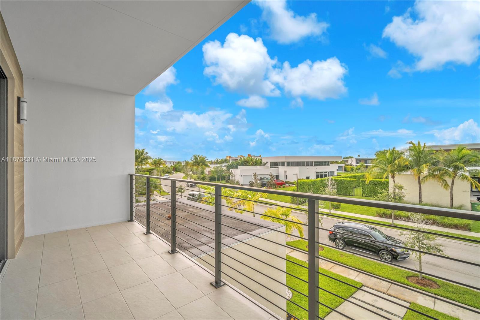 16572 S Botaniko Dr S Weston, FL 33326