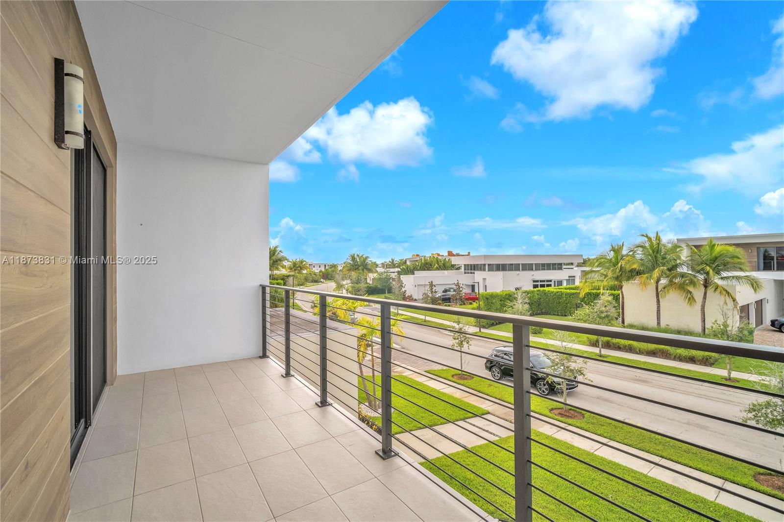 16572 S Botaniko Dr S Weston, FL 33326