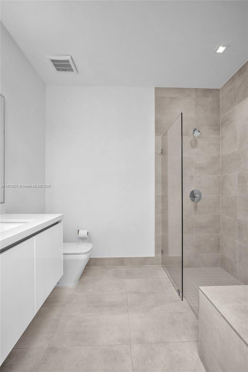 16572 S Botaniko Dr S Weston, FL 33326