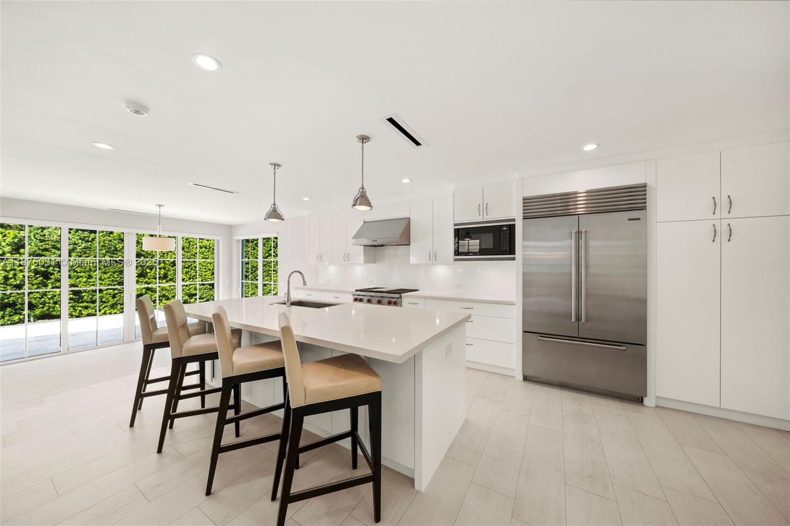 4380 Lake Rd Miami, FL 33137