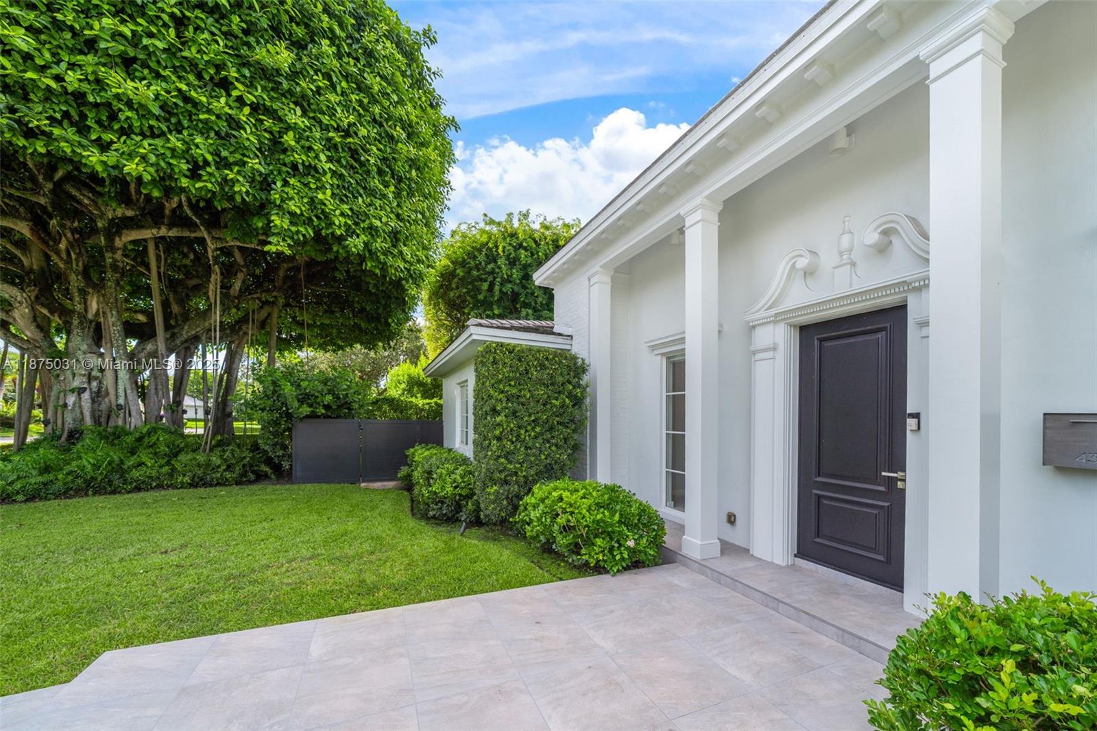 4380 Lake Rd Miami, FL 33137