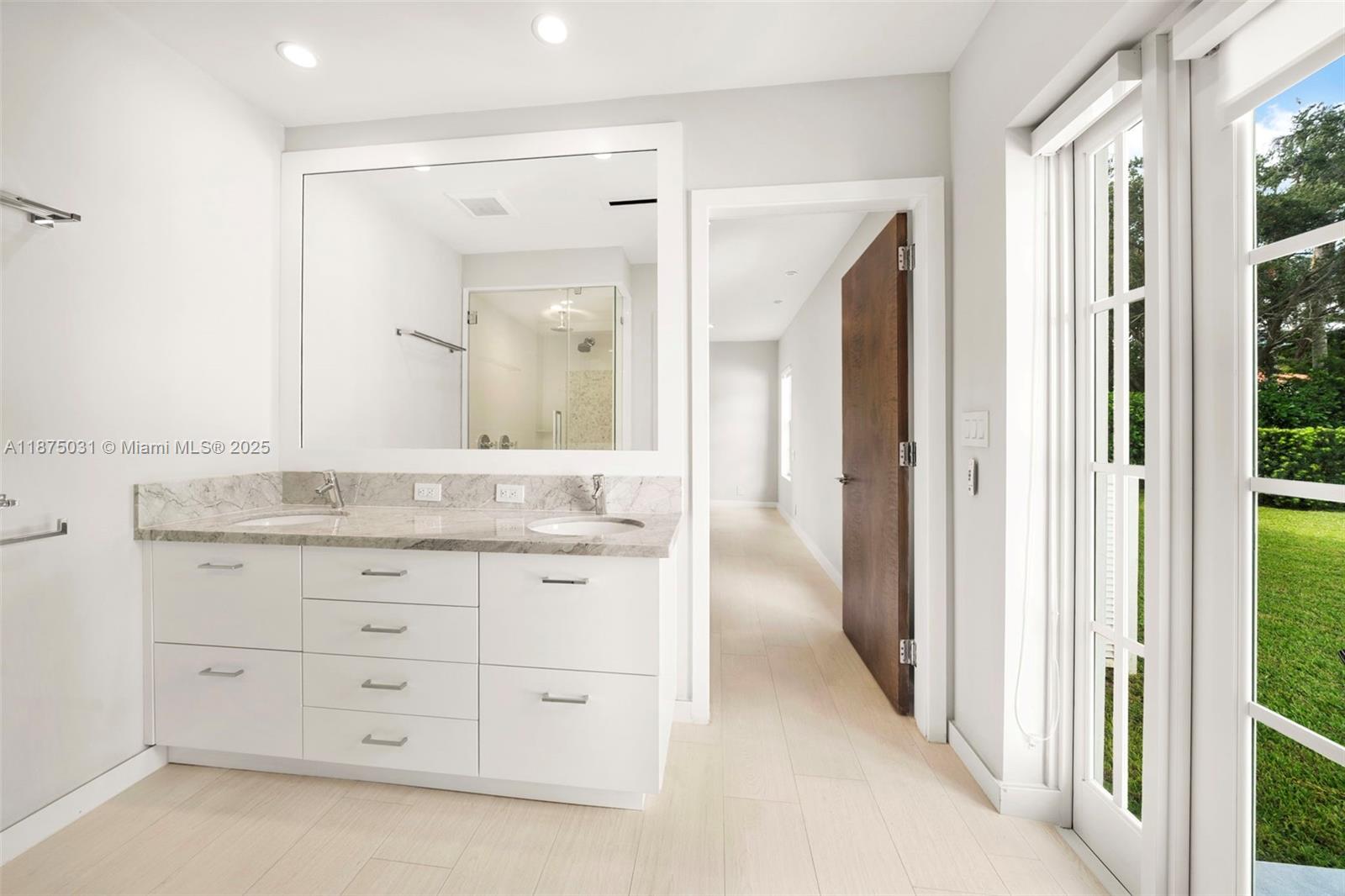 4380 Lake Rd Miami, FL 33137