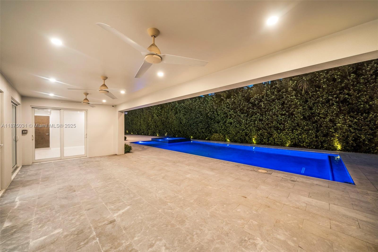 4380 Lake Rd Miami, FL 33137