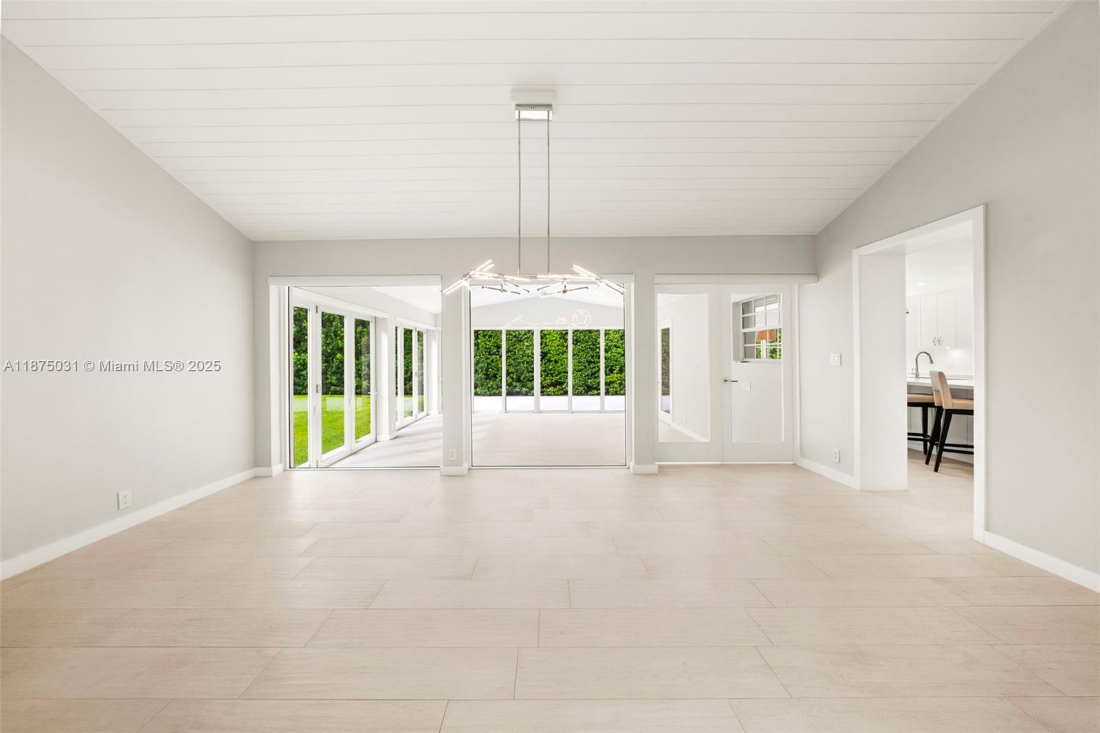 4380 Lake Rd Miami, FL 33137