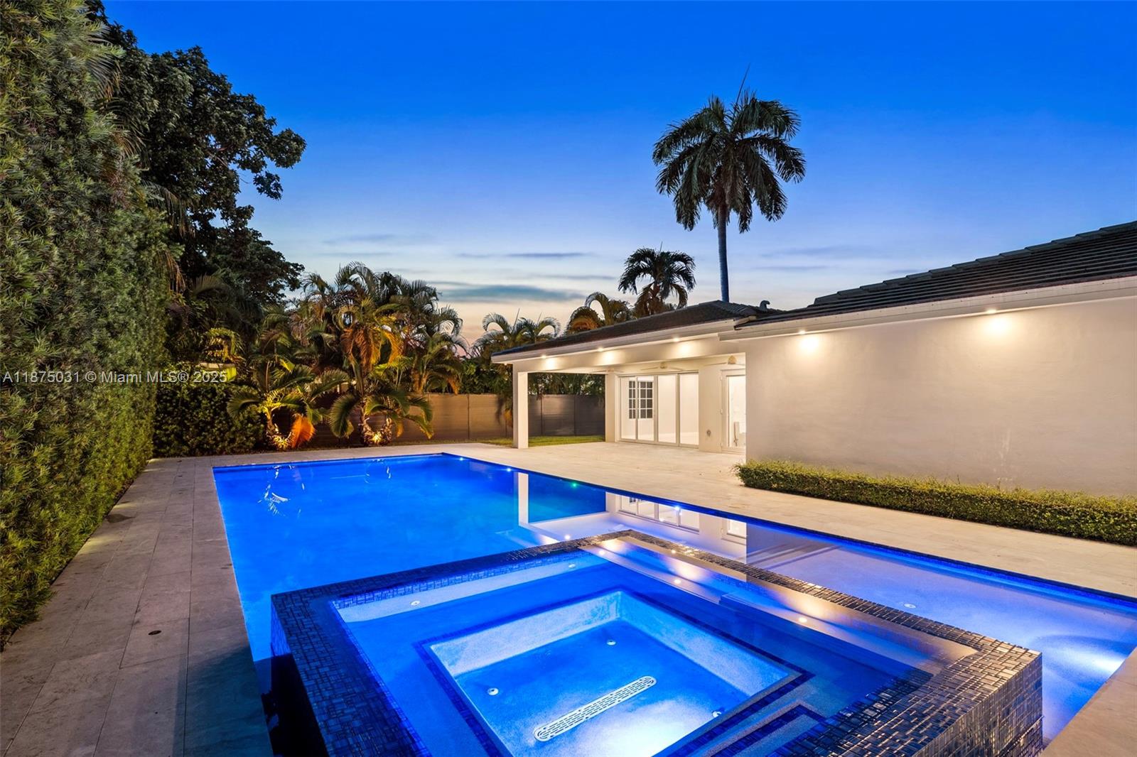 4380 Lake Rd Miami, FL 33137