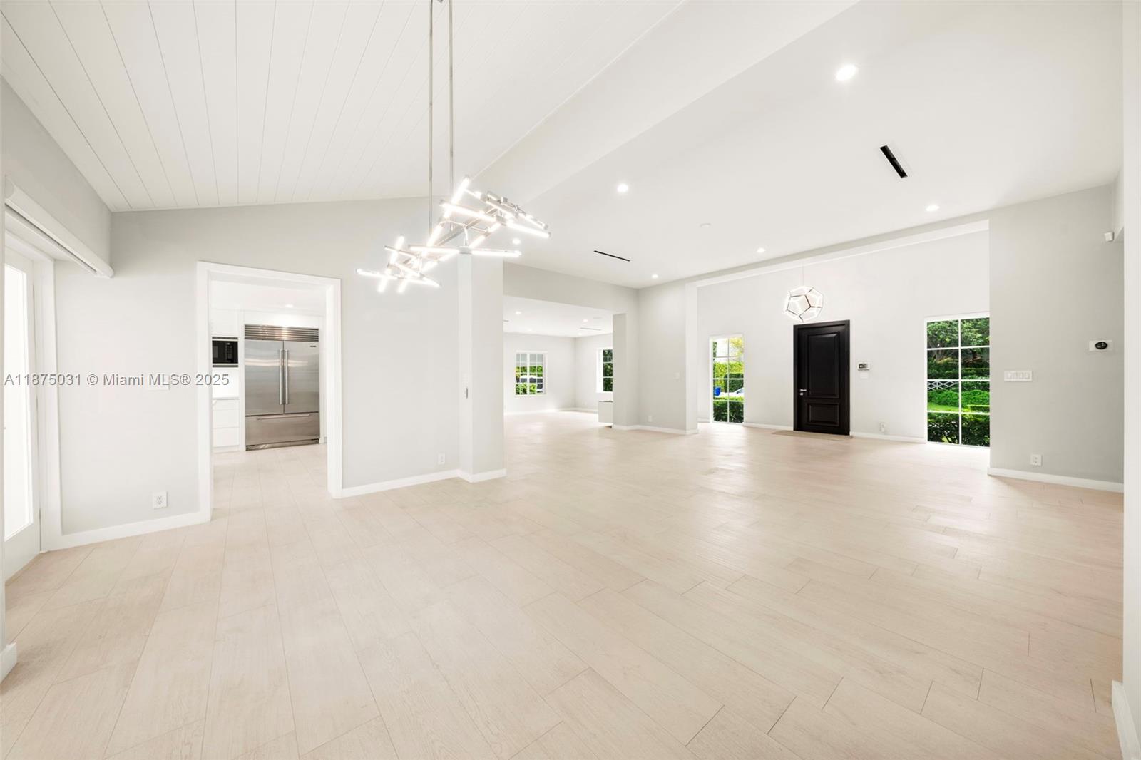 4380 Lake Rd Miami, FL 33137