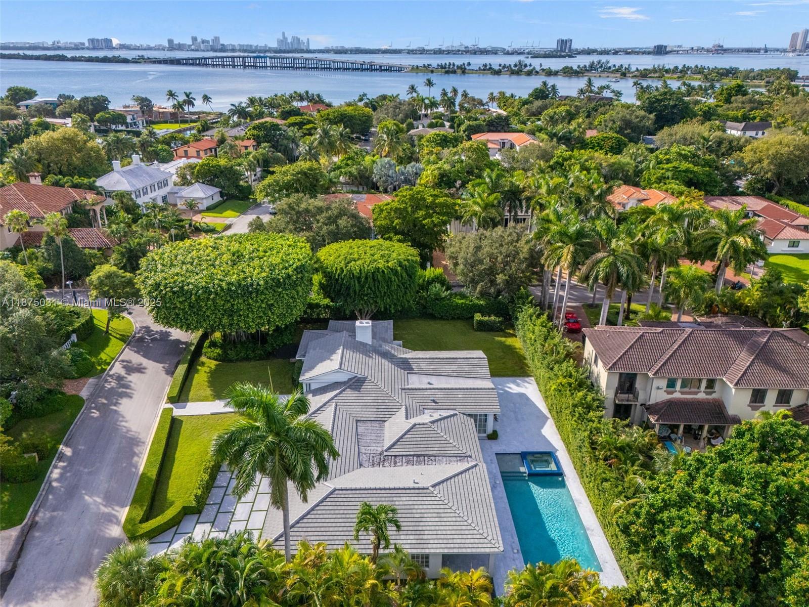 4380 Lake Rd Miami, FL 33137