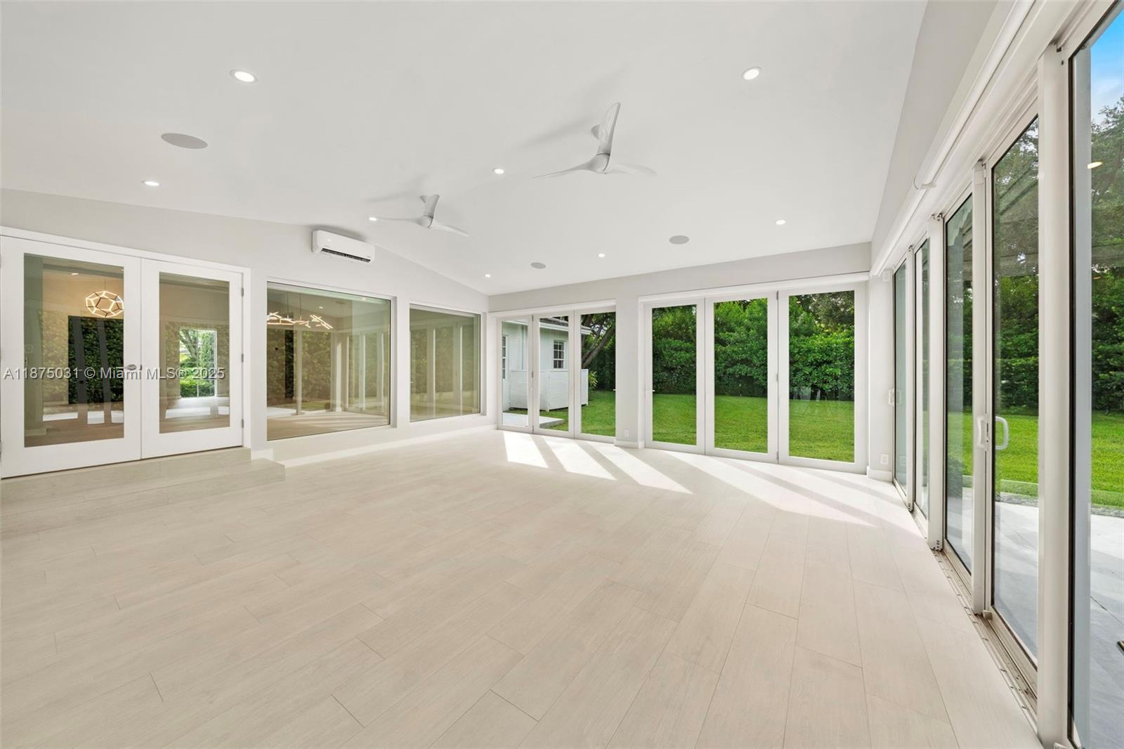 4380 Lake Rd Miami, FL 33137