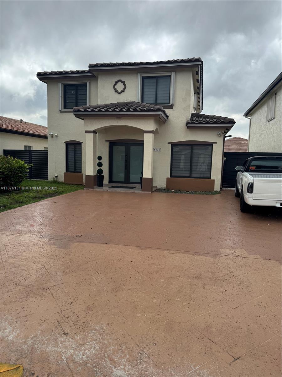 8126 NW 199th Ter