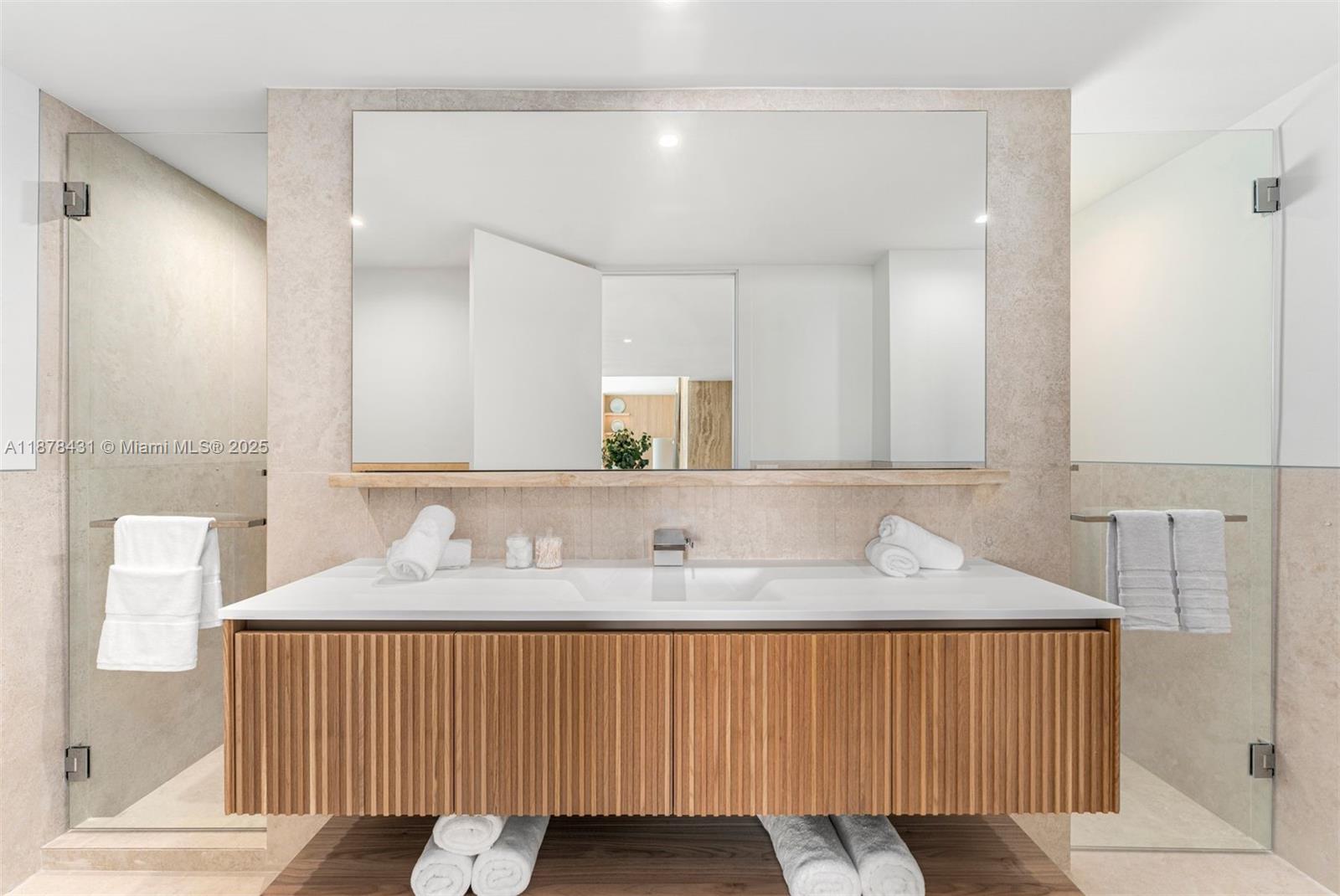 226 Ocean Dr #7F/7G Miami Beach, FL 33139