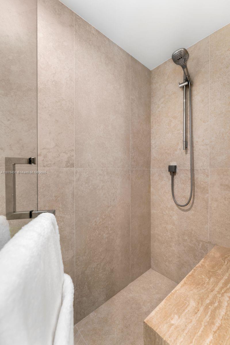 226 Ocean Dr #7F/7G Miami Beach, FL 33139