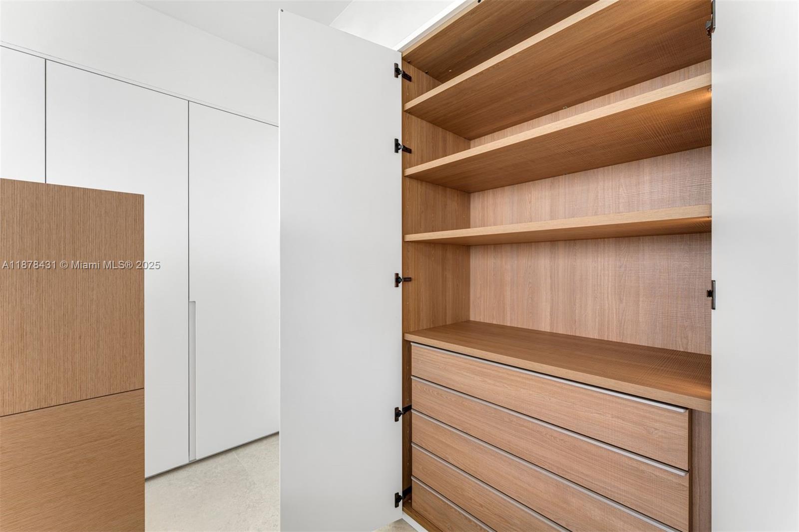 226 Ocean Dr #7F/7G Miami Beach, FL 33139