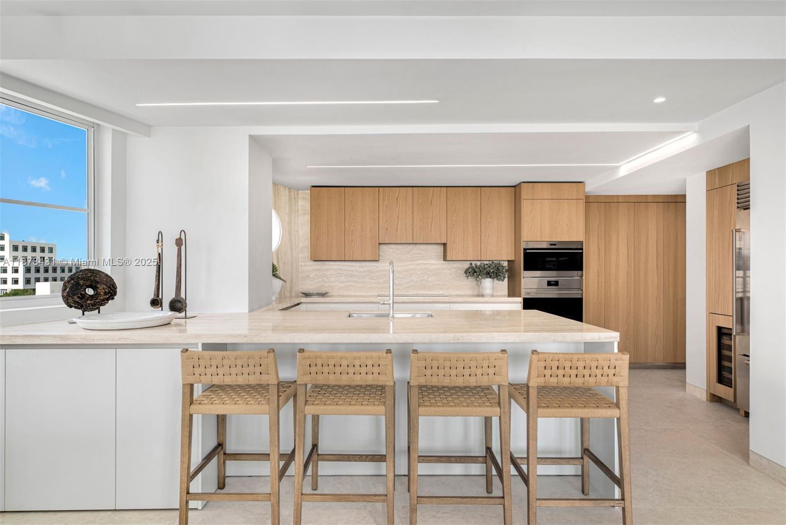 226 Ocean Dr #7F/7G Miami Beach, FL 33139