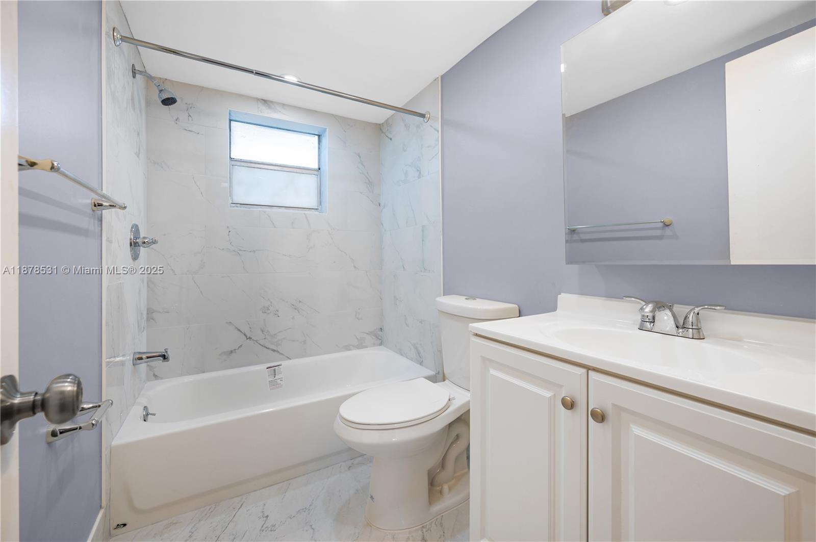 4141 Nautilus Dr #2F Miami Beach, FL 33140