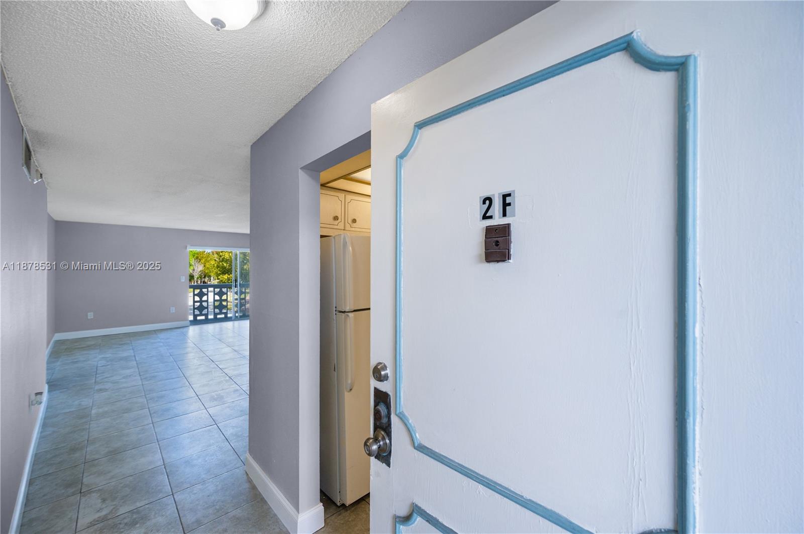 4141 Nautilus Dr #2F Miami Beach, FL 33140