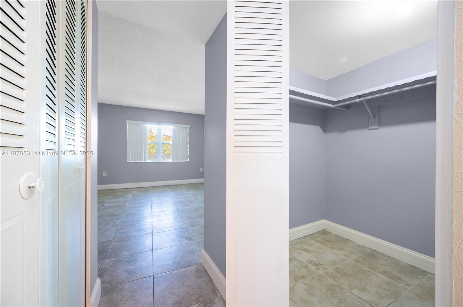 4141 Nautilus Dr #2F Miami Beach, FL 33140