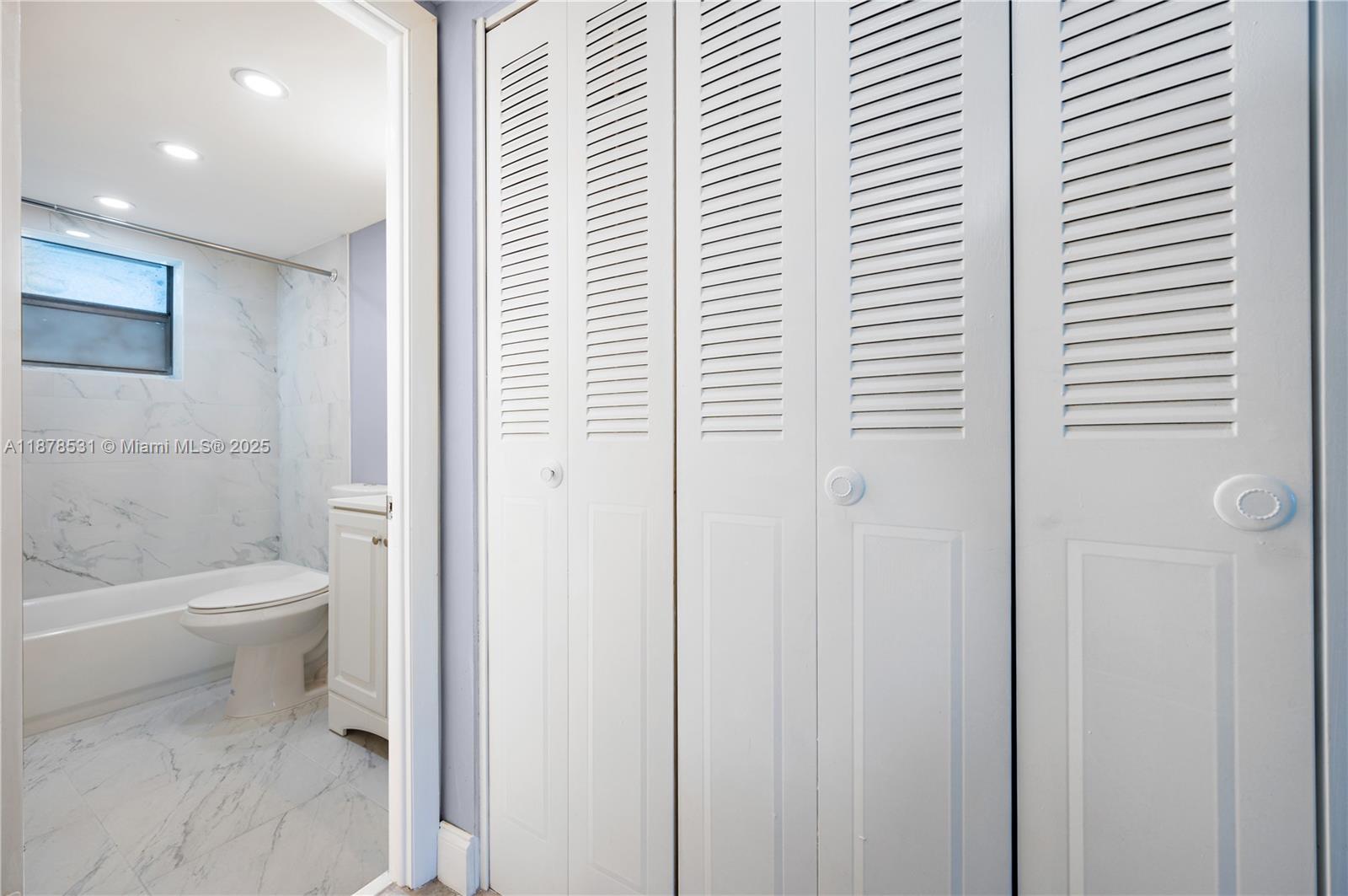 4141 Nautilus Dr #2F Miami Beach, FL 33140