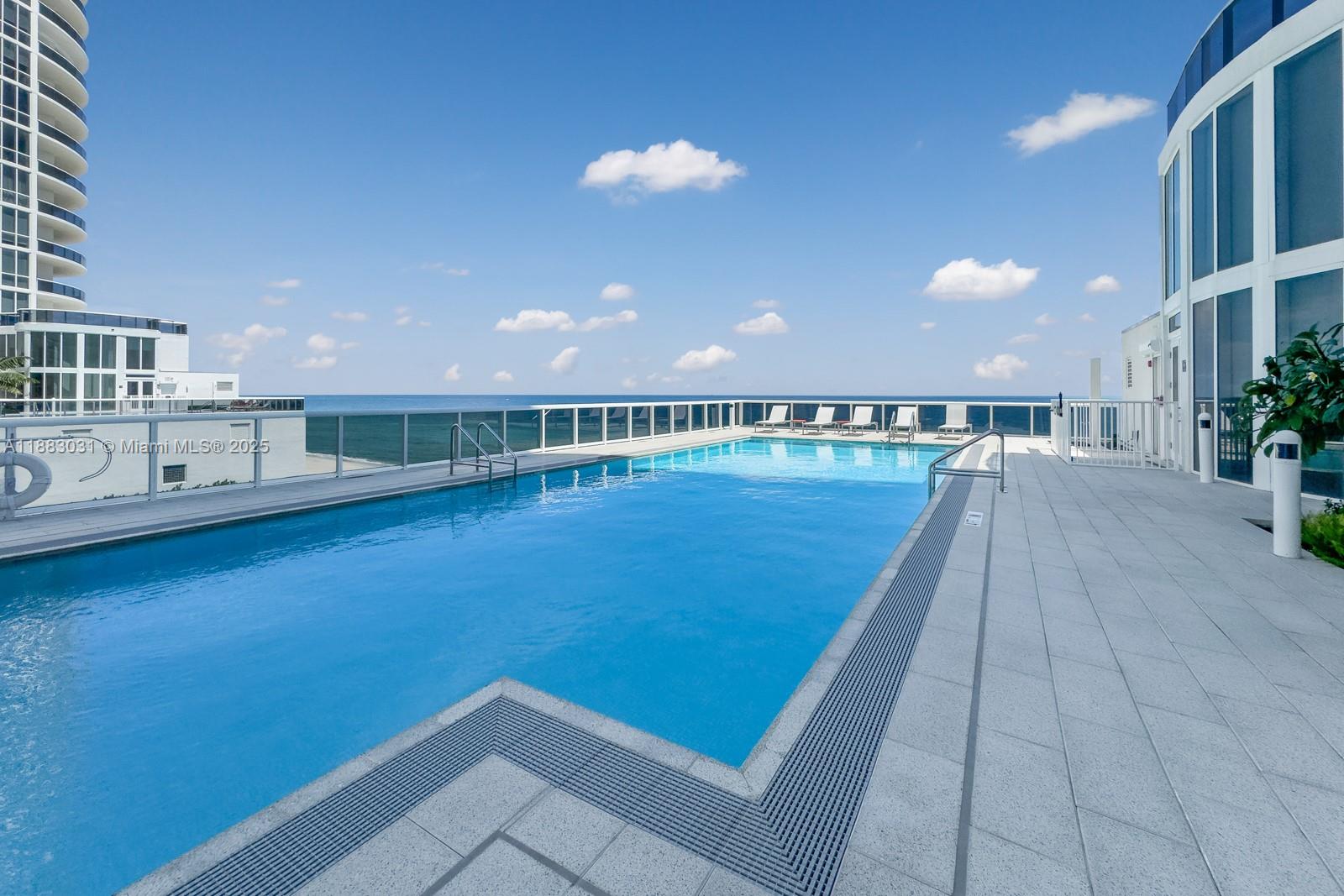 15811 Collins Ave #2907 Sunny Isles Beach, FL 33160