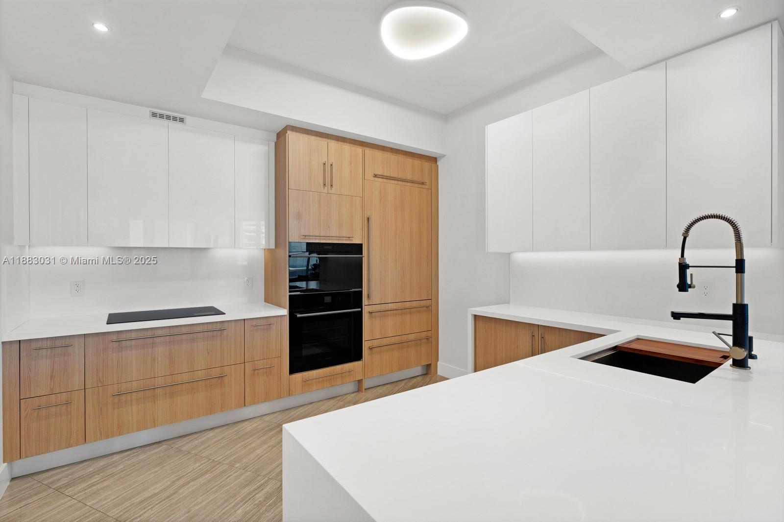 15811 Collins Ave #2907 Sunny Isles Beach, FL 33160