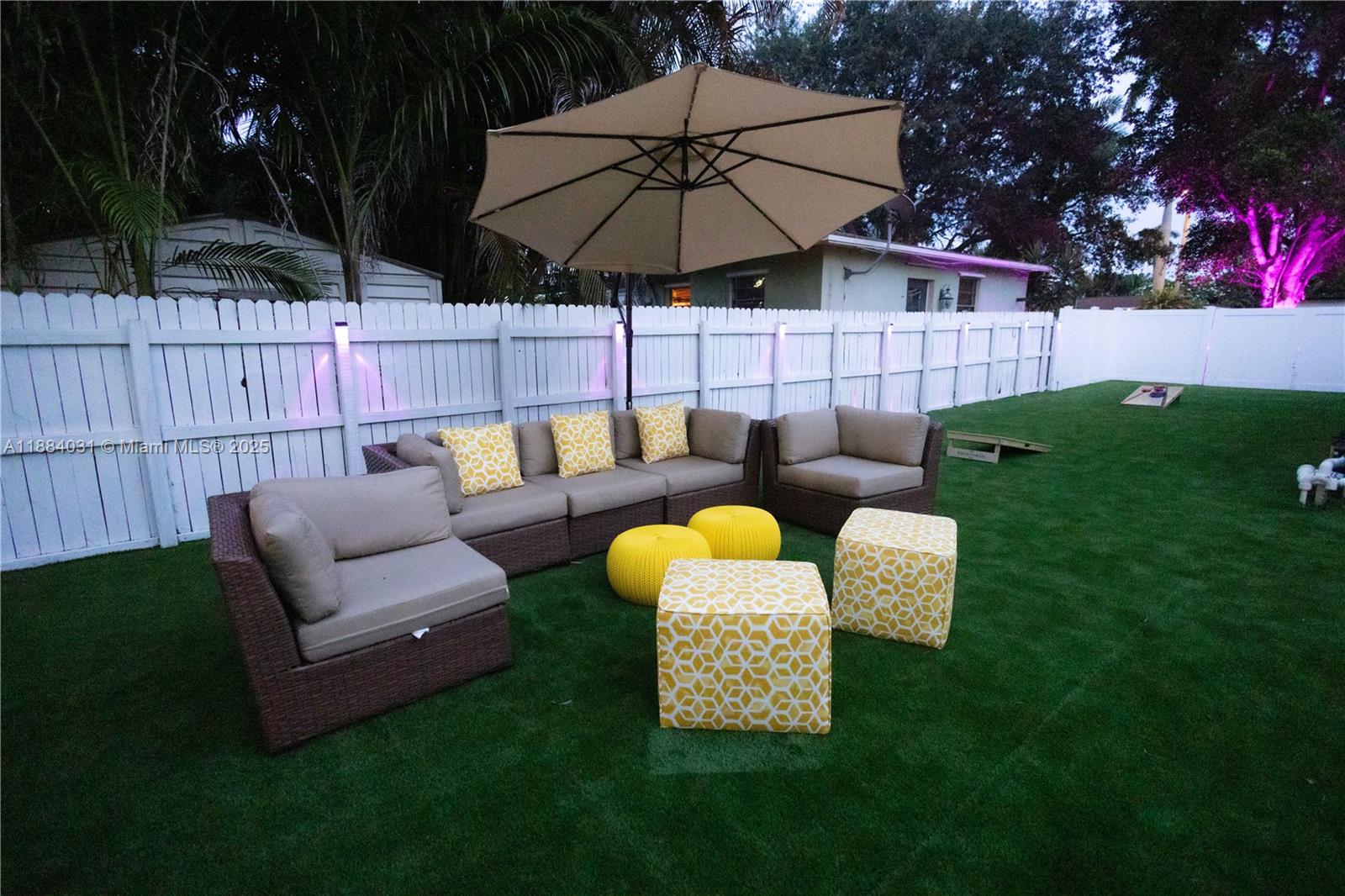 1435 Grant St #na Hollywood, FL 33020