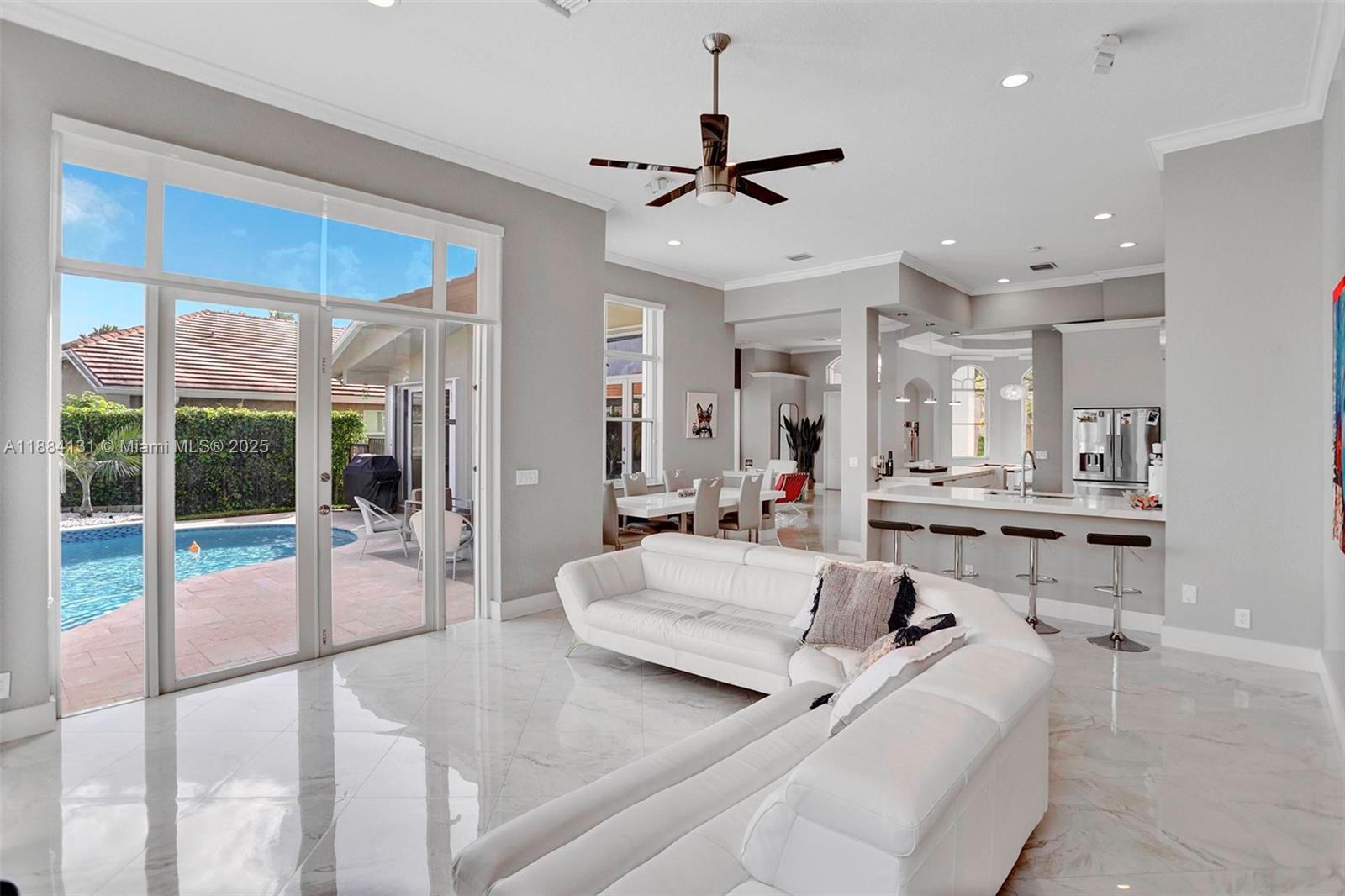 3772 Oak Rdg Cir Weston, FL 33331