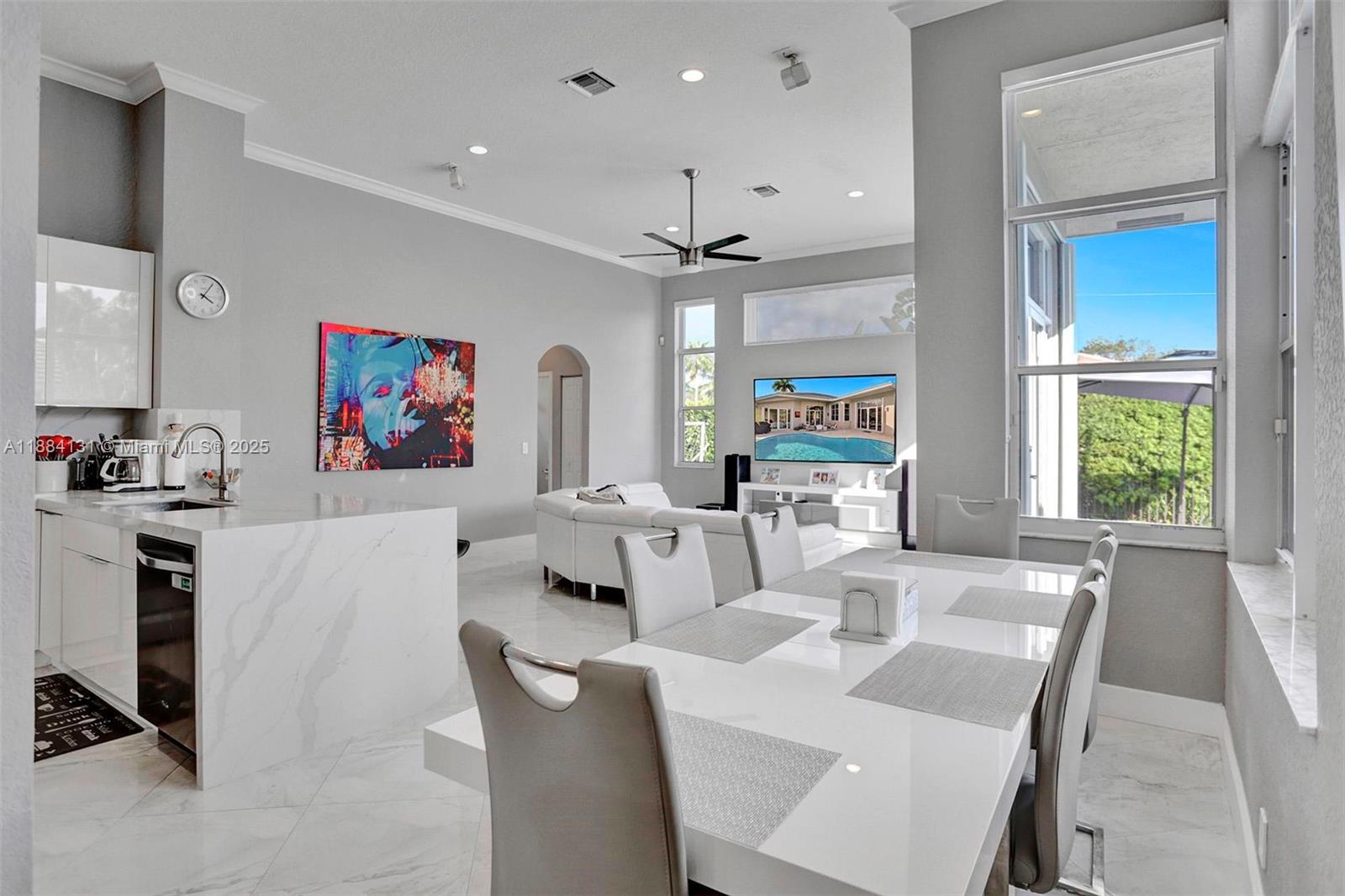 3772 Oak Rdg Cir Weston, FL 33331