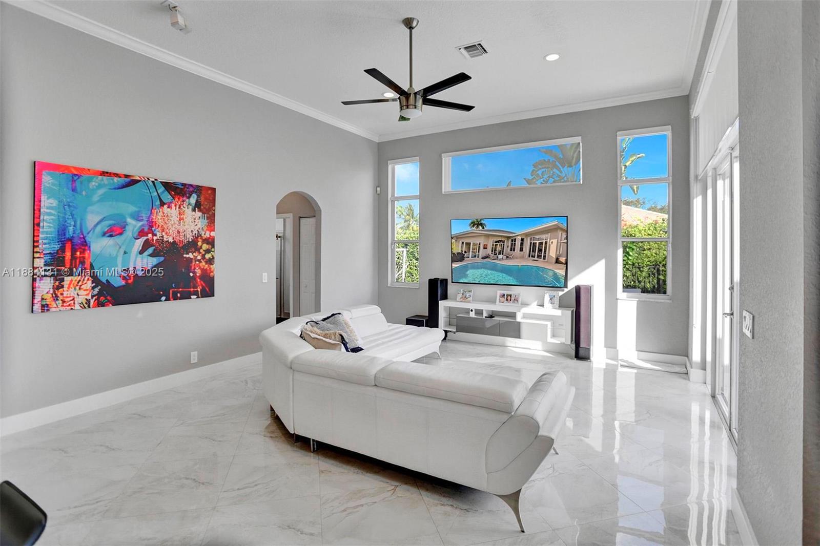 3772 Oak Rdg Cir Weston, FL 33331