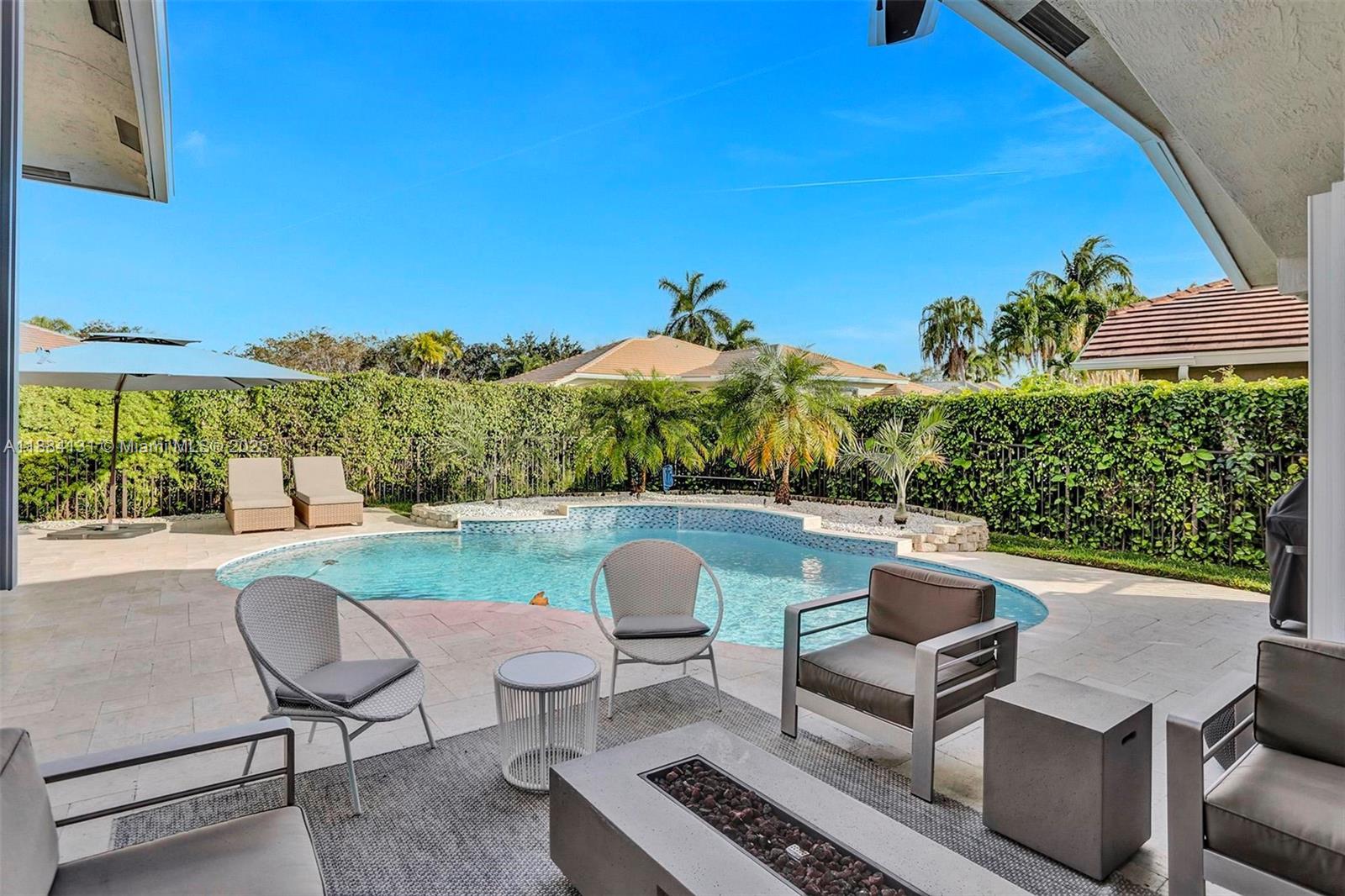 3772 Oak Rdg Cir Weston, FL 33331