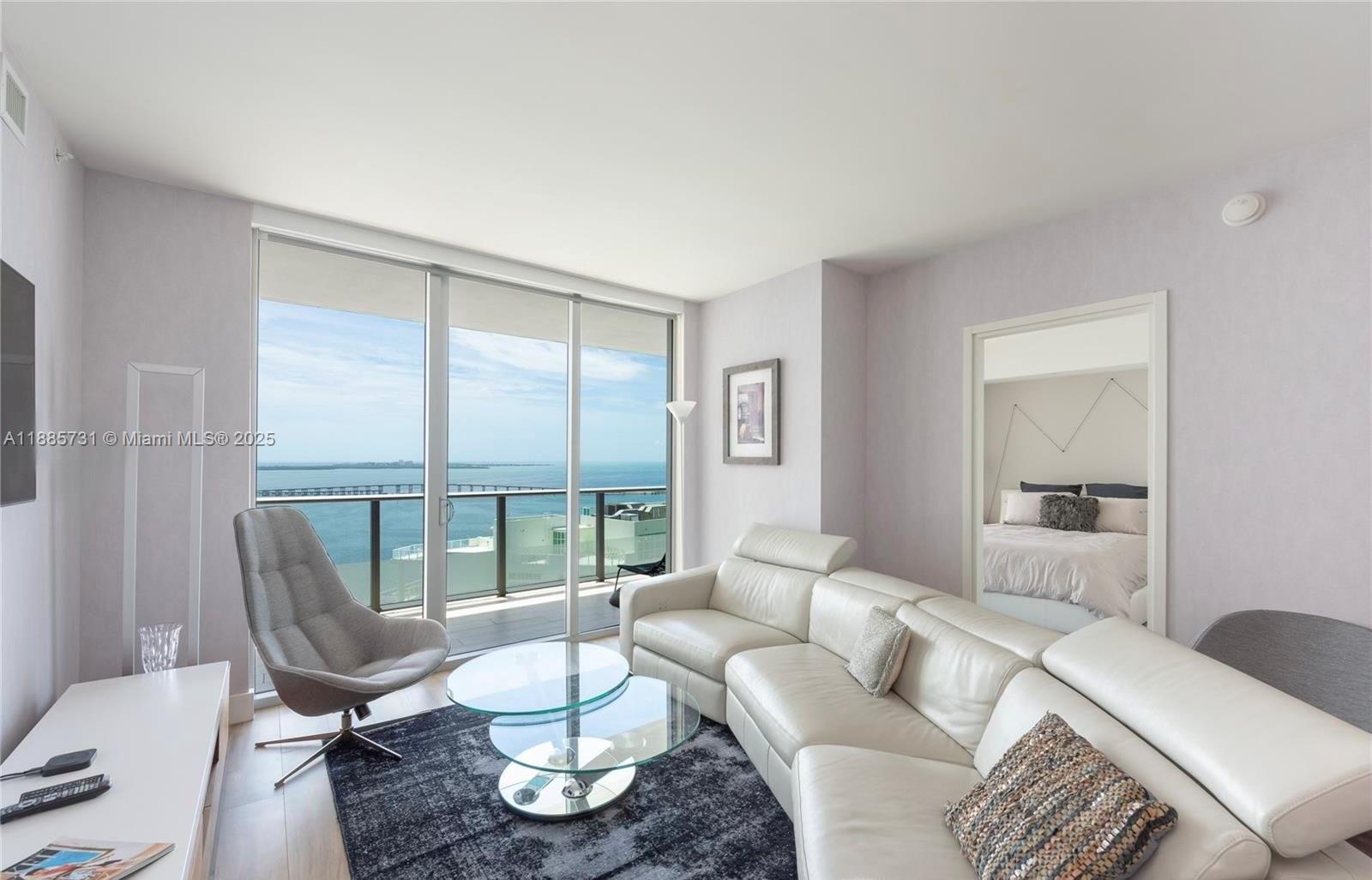 image Brickell House4