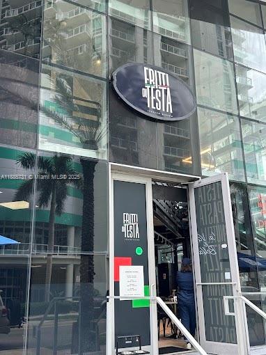 image Brickell House65